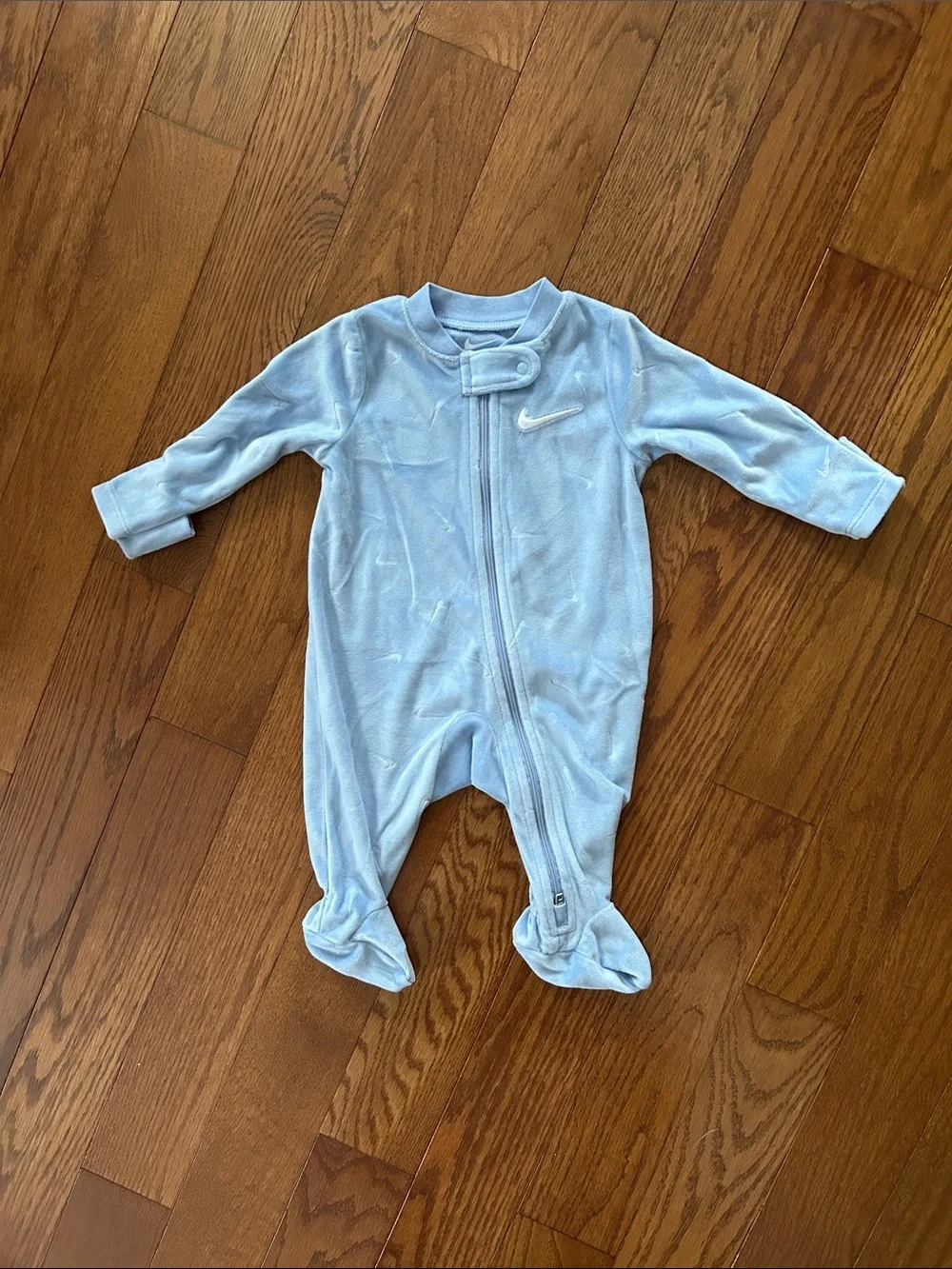 Nike Light Blue Footed Sleeper Pajamas with White Short-Sleeve Bodysuit Set 3M
